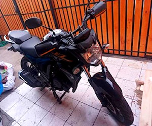 Moto Yamaha fz versión 2.0