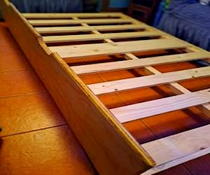 Cama de madera