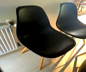 <p>Silla comedor Eames</p>