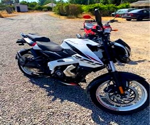 Moto bajad pulsar 200 