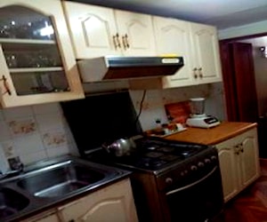 <p>Lindos muebles de cocina en muy buenas condi</p>