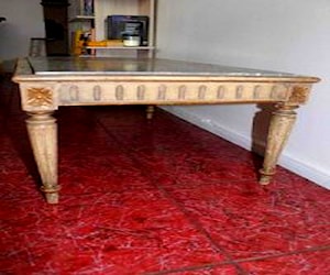 Mesa de centro de madera y mármol