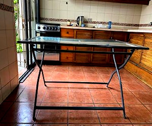 <p>Mesa de terraza excelente estado</p>