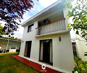 Hermosa casa 4d/3b en tranquilo barrio de Curicó