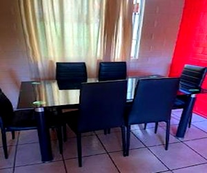 <p>Comedor 6 sillas</p>