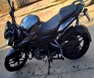 Moto bajaj pulsar 160ns Fi