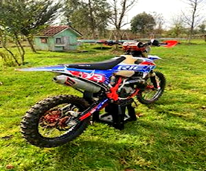 Moto enduro