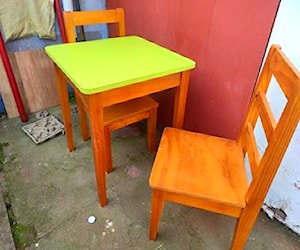 <p>Pack mesa + 2 sillas para niños</p>