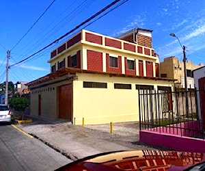 Casa grande solo instituciones, servicios pubicos