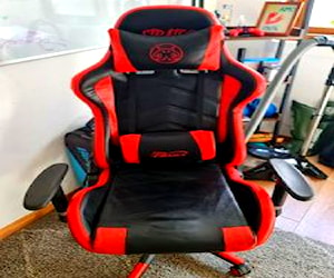 <p>Silla Gamer Stratos</p>