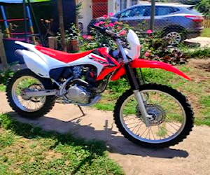 Honda CRF 230 F