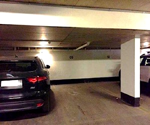 Estacionamiento subterraneo cerrado