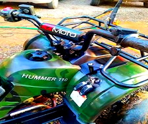 Cuatrimoto modelo Hummer 110cc