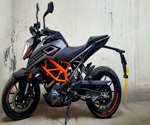 KTM DUKE 250 2021 3600km