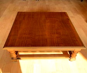 <p>Mesa de centro living verdadera madera impecable</p>