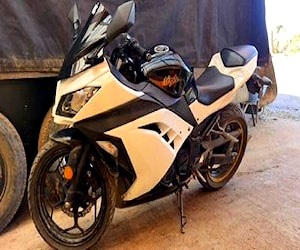 Kawasaki ninja 300