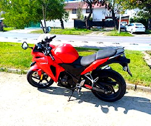 moto honda cbr 250