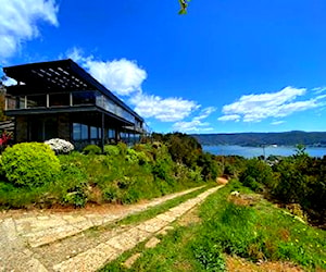 Cabaña de campo con vista al mar