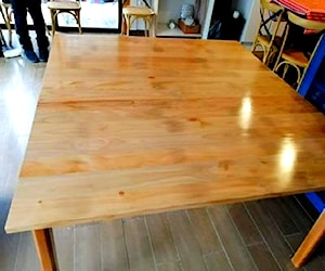 Mesa de comedor roble