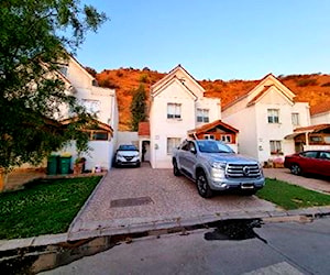 Hermosa casa en condominio en San Bernardo 