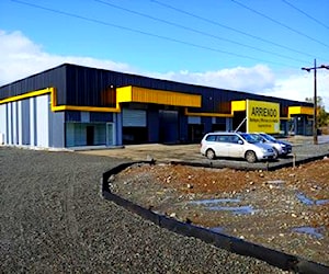 Bodega de 360 m2 c/of en Puerto Montt