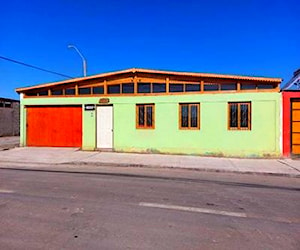 CASA Caracoles 4247 - Avenida Almirante Gra&#8230;