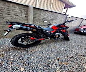 Motocicleta tekken 250, solo 1400 kilometros