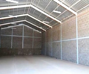 Arriendo galpón industrial Alto Hospicio