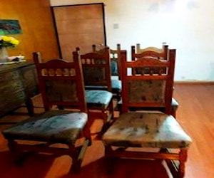 <p>Muebles antiguos por mudanza</p>