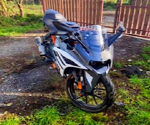 Ktm rc390 2021