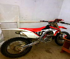 Moto honda crf 450 liberada