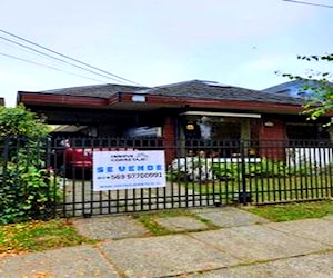 Hermosa Casa con vista al Parque