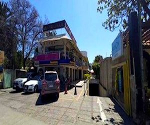 Se vende local comercial en La Reina