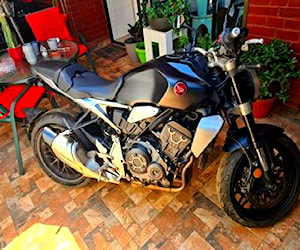 Honda cb 1000R