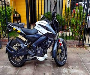 Pulsar 200