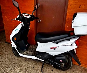 Moto scooter año 2023