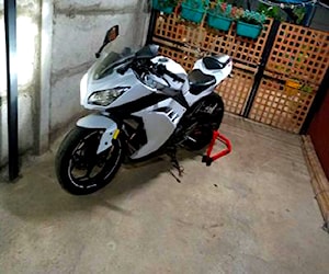 Kawasaki ninja 300