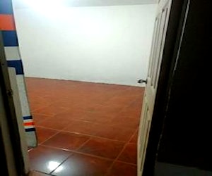 <p>Pieza + estacionamiento en punta norte</p> image