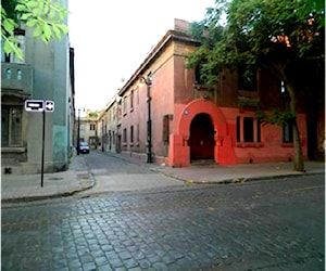 Pieza muy grande en el Barrio Yungay de Santiago