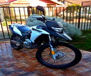 Excelente moto honda 2017 xre 300