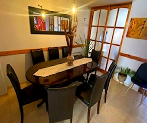 <p>Comedor 8 Sillas</p>