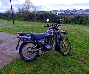 Moto yamaha ag200