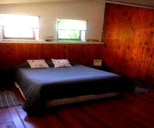 <p>Amplia habitacion Villa San Pedro</p> image