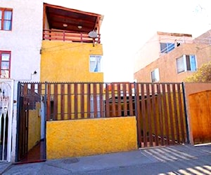 Casa en venta 3 pisos - sector norte - 4600 uf