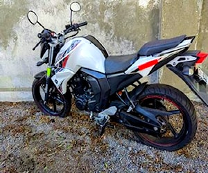 Moto yamaha fz