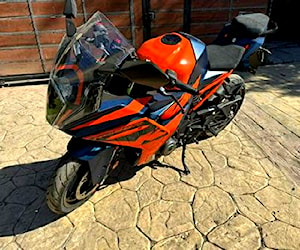 Moto KTM RC 390 2023