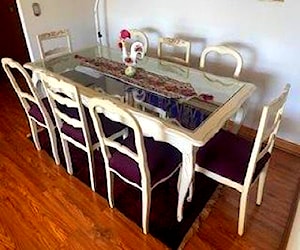 Comedor estilo Normando, mesa + 8 sillas