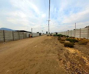 Sitio de 5.000 mts2, seguro en condominio