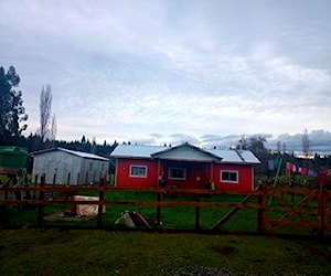  parcela con casa y bodega, con acceso al rio