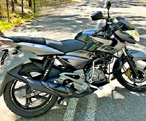 Moto Bajaj Pulsar NS125